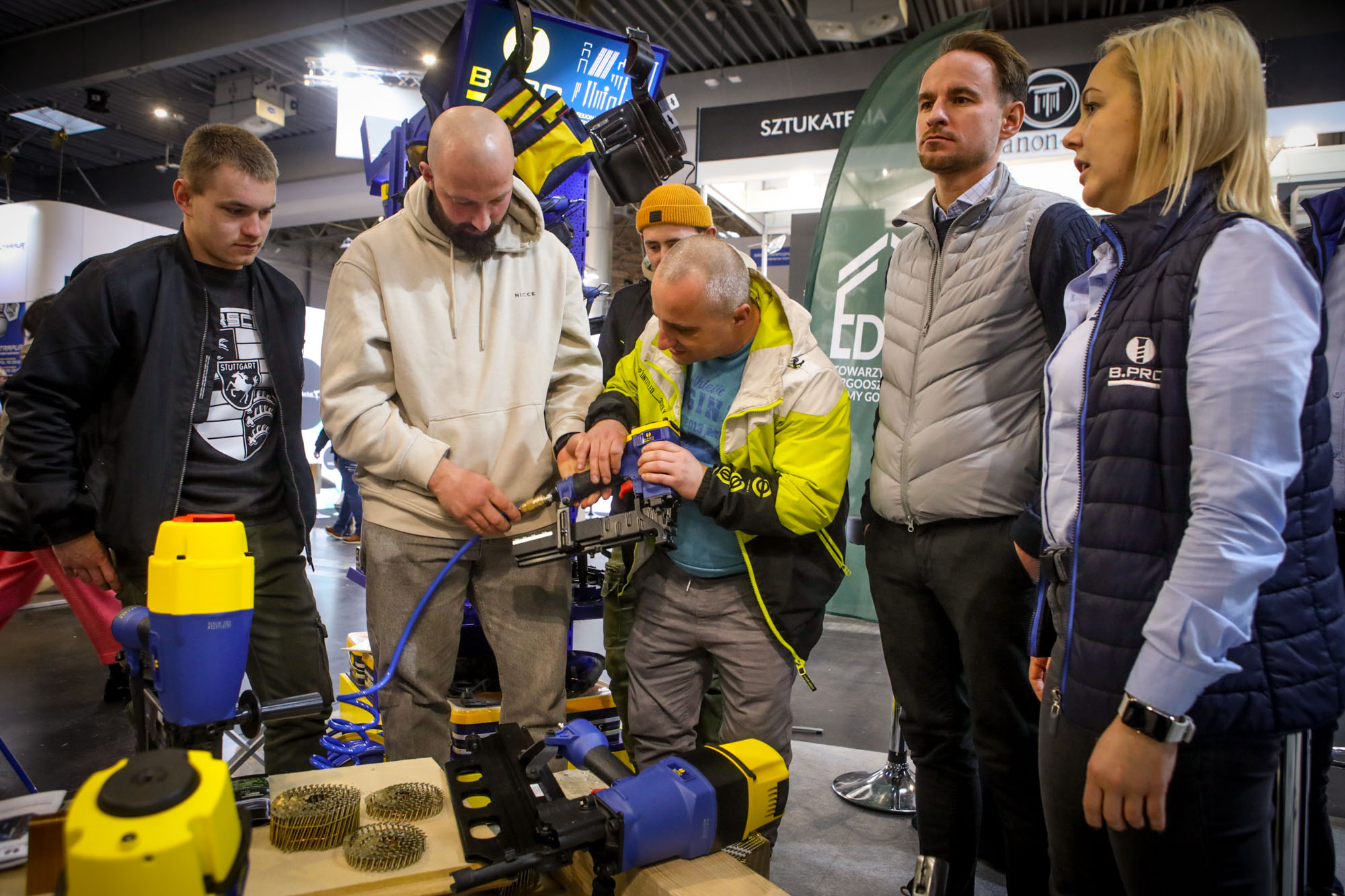 Ogłoszenia o Pracę, Rekrutacja, Headhunter, Human4Human Recruitment, H4H Human4Human Recruitment, usługi rekrutacyjne dla firm poszukujących najlepszych Kandydatów, ogłoszenia o pracę, rekrutacja, headhunter